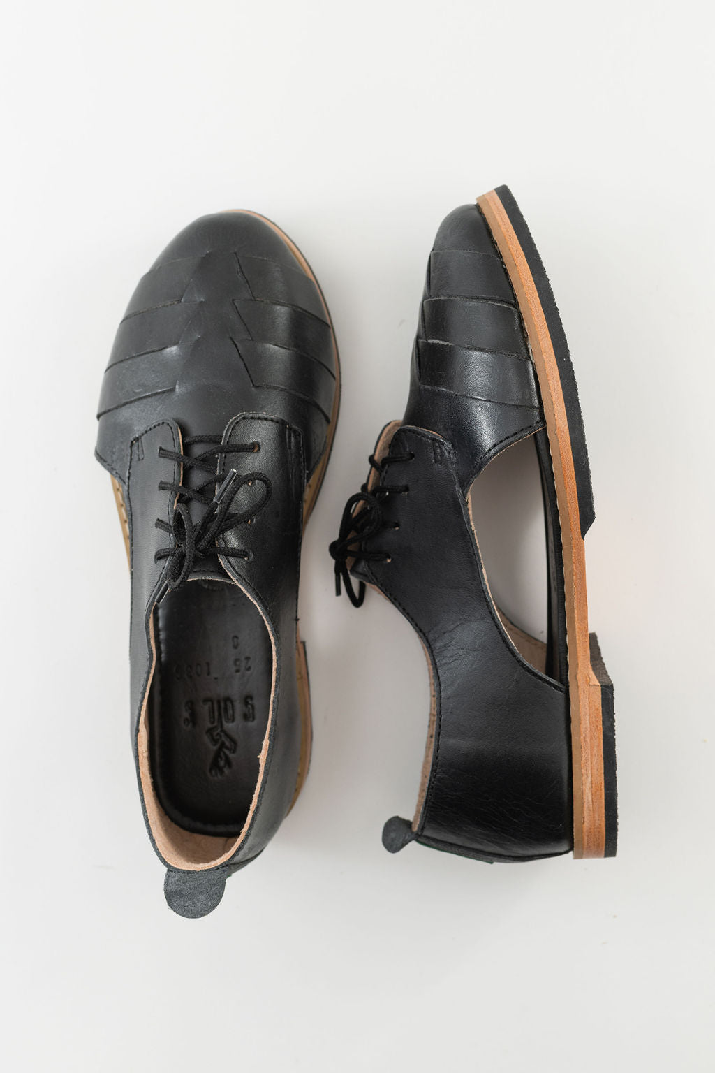 Noemi (Black)