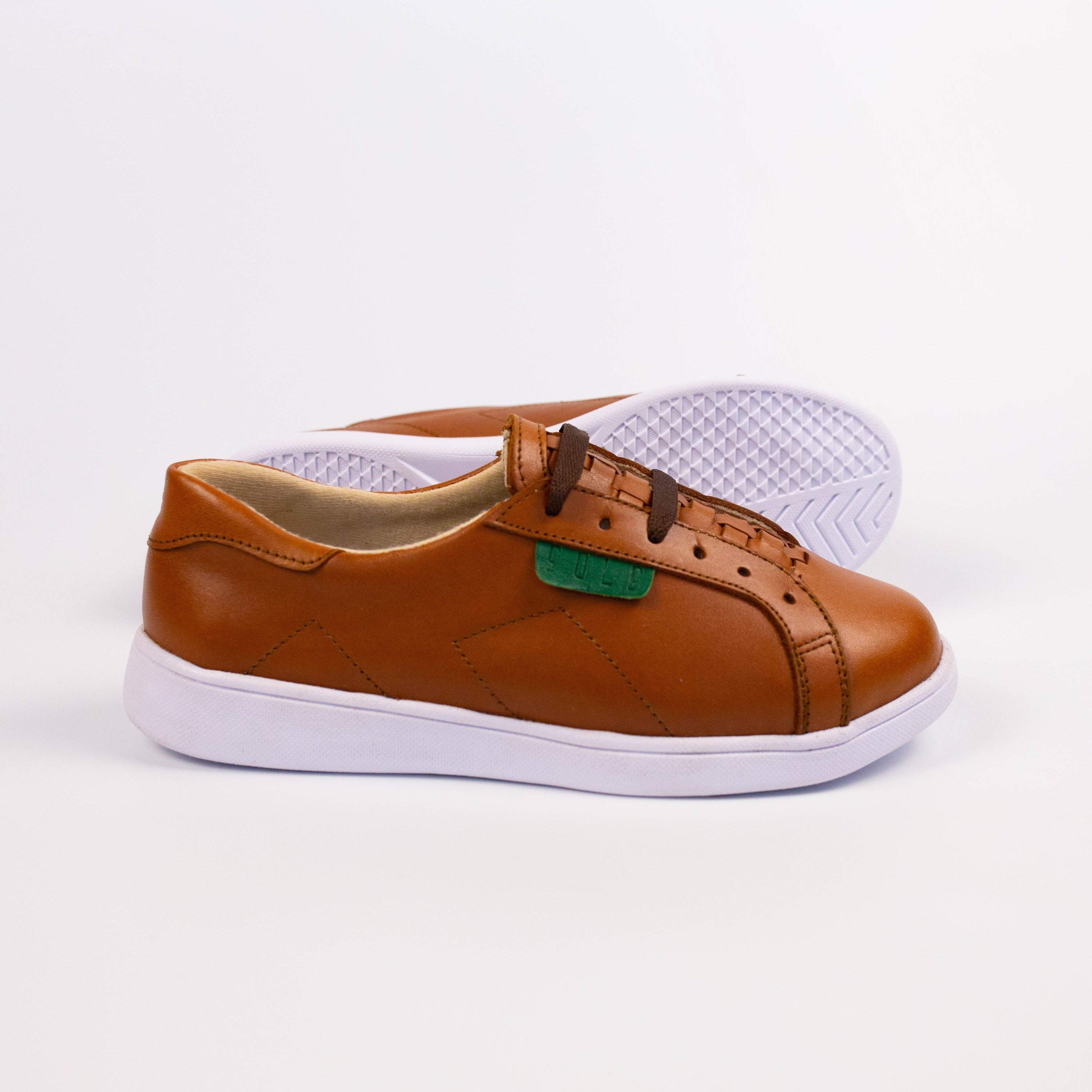 Bety Tennis Shoes (Brown)