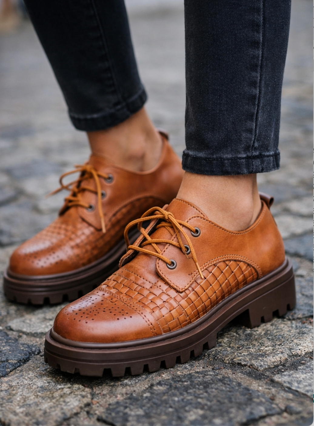 Alma Woven Leather Lug Sole Oxford