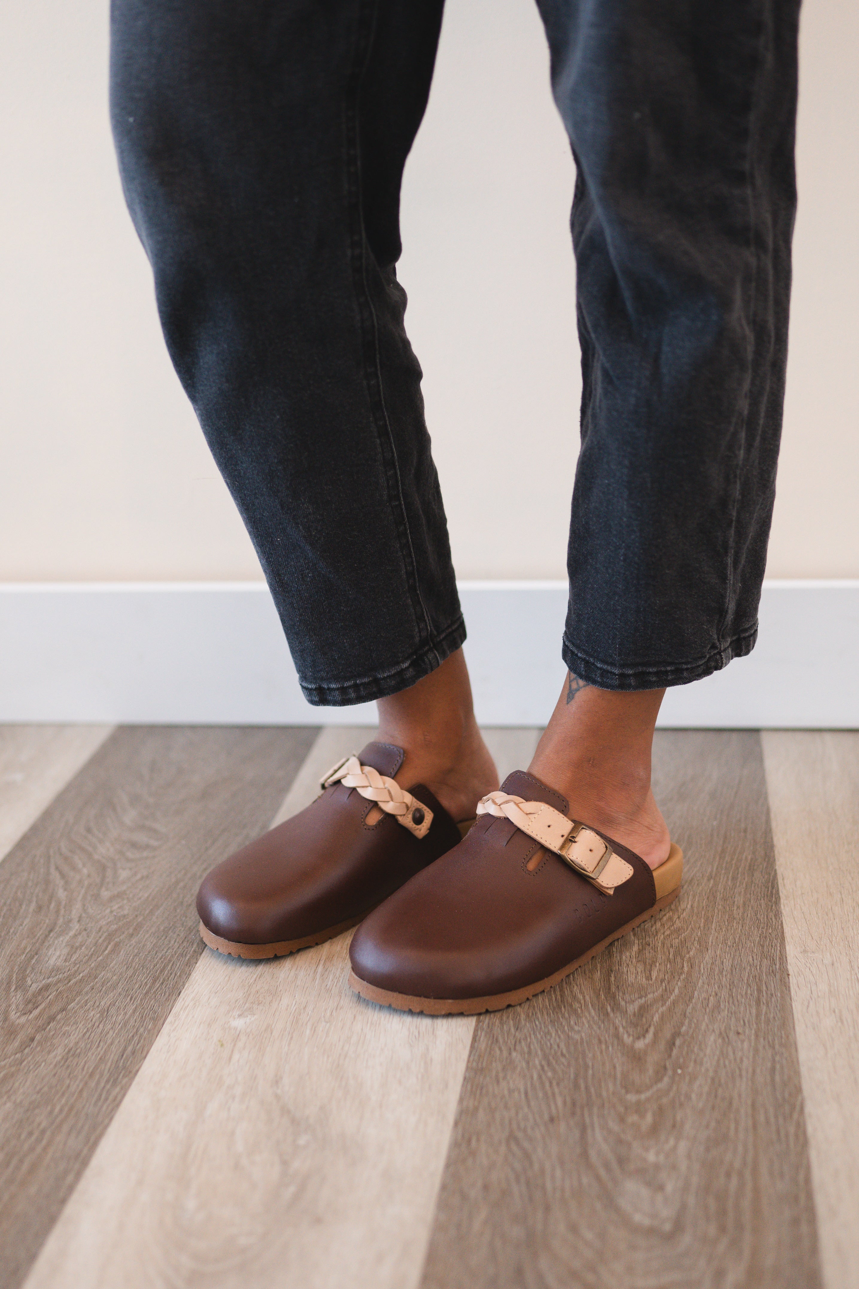 Grace - Chocolate Brown Leather Slide