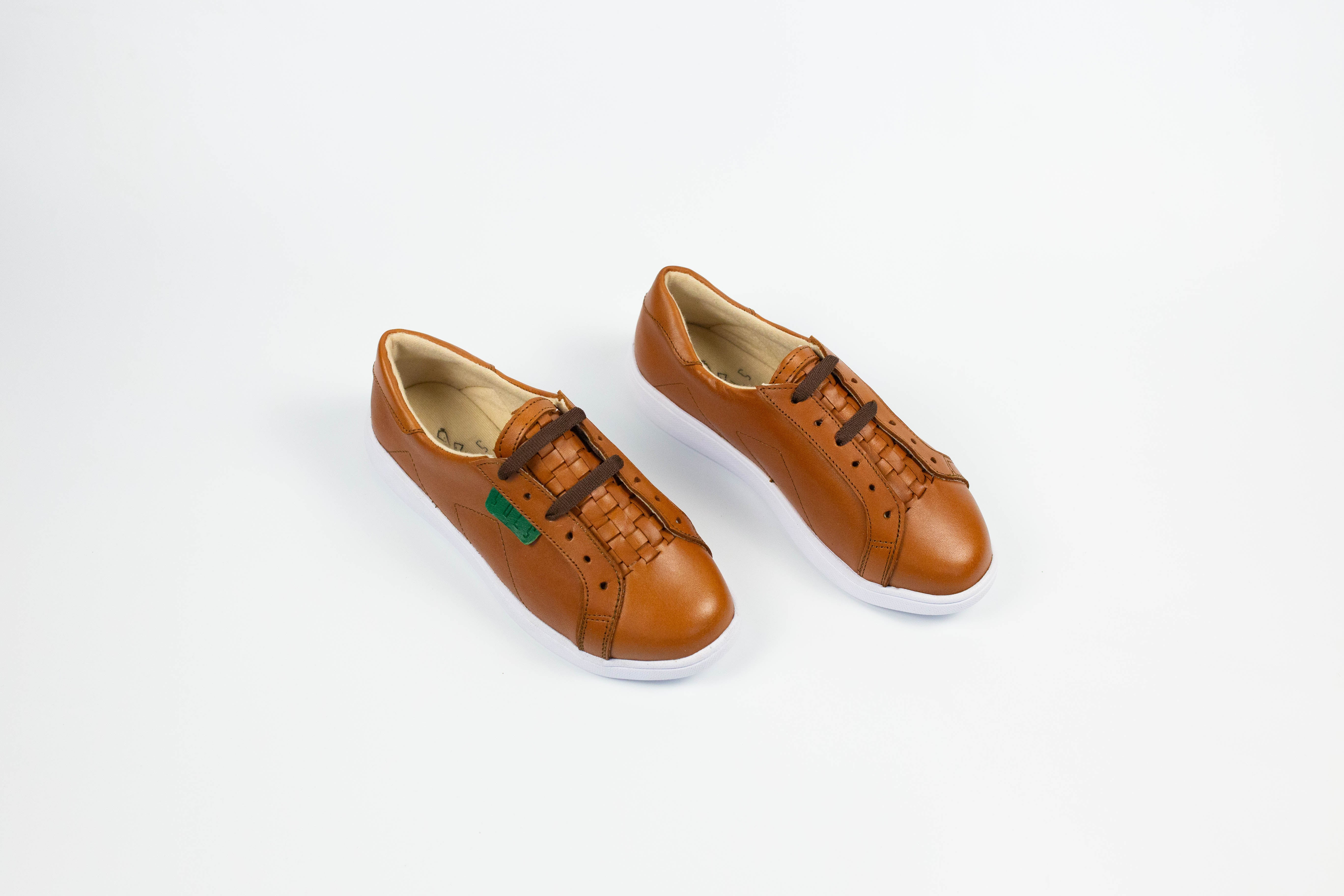 Bety Tennis Shoes (Brown)