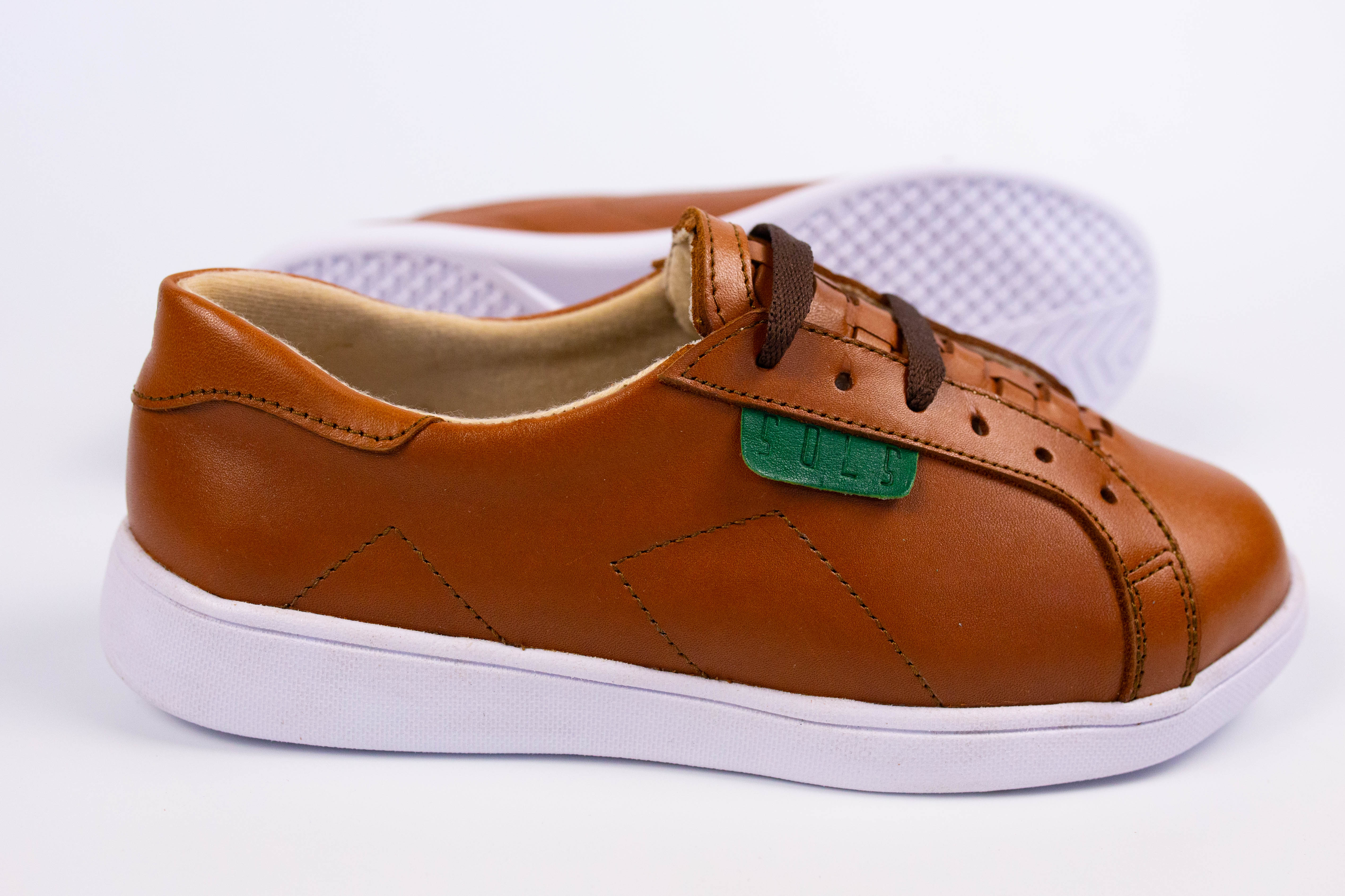 Bety Tennis Shoes (Brown)