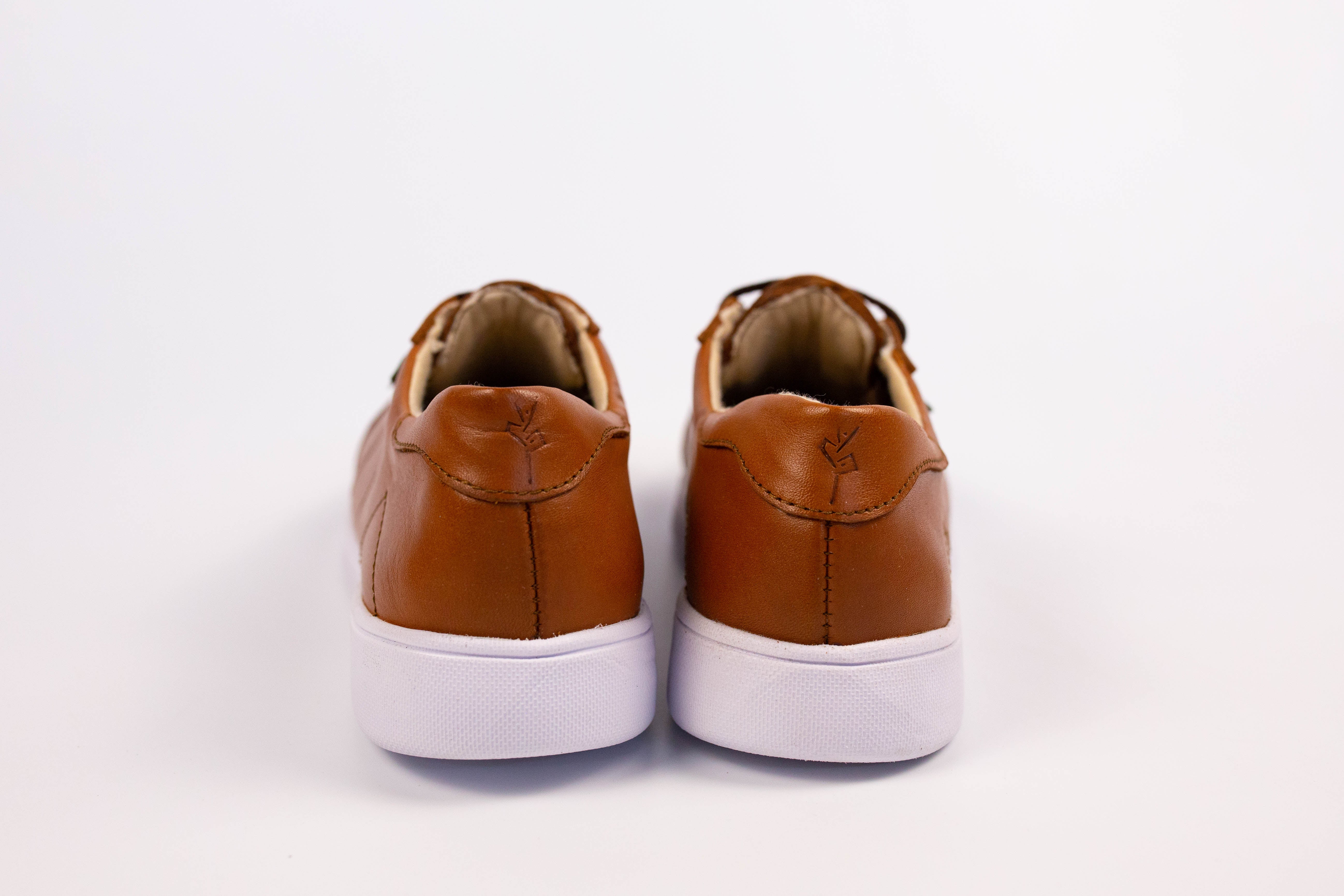 Bety Tennis Shoes (Brown)