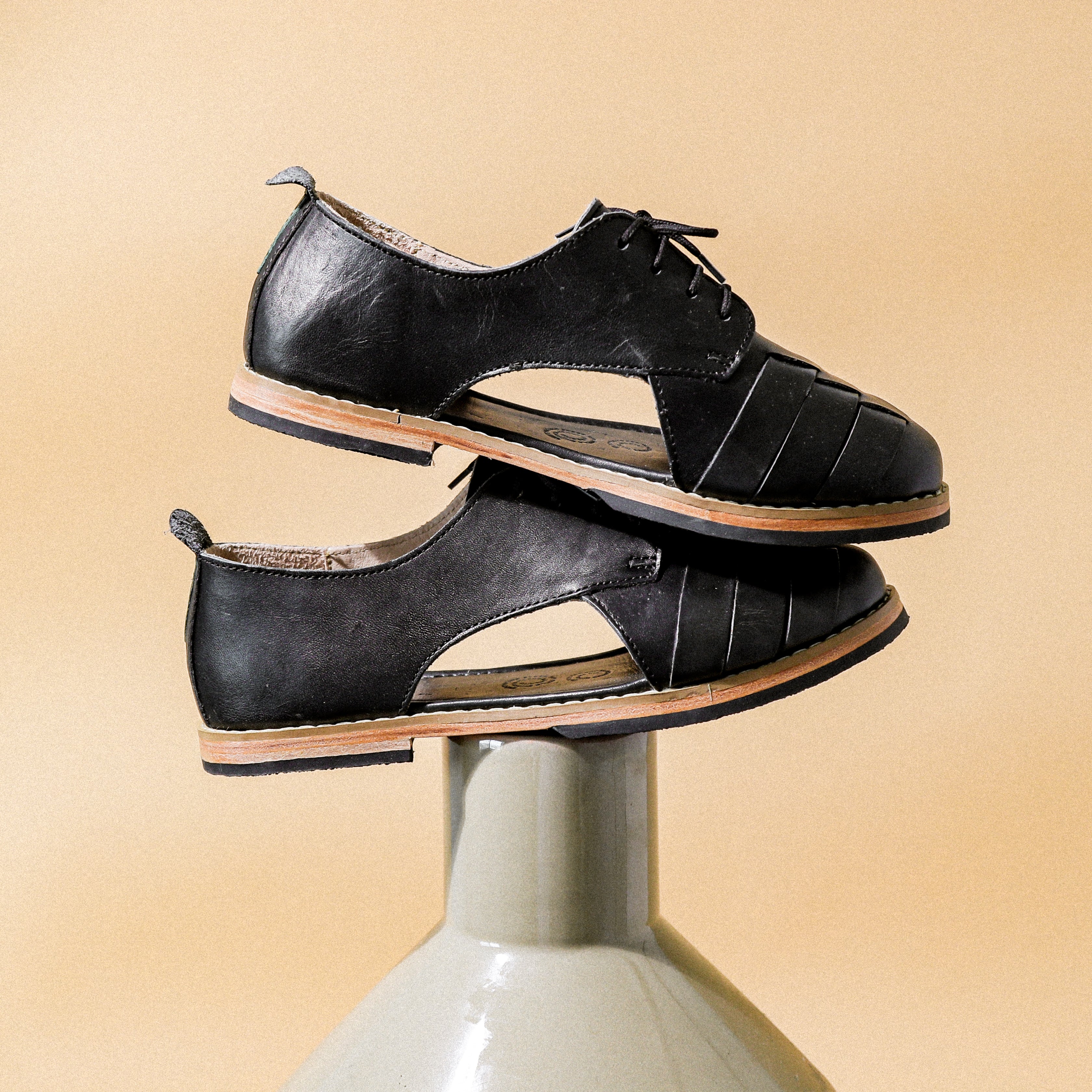 Noemi (Black)